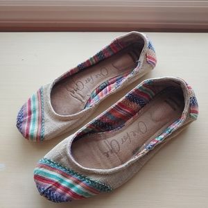 TOMS Slip On Ballet Flats Canvas Beige Shoes 8.5